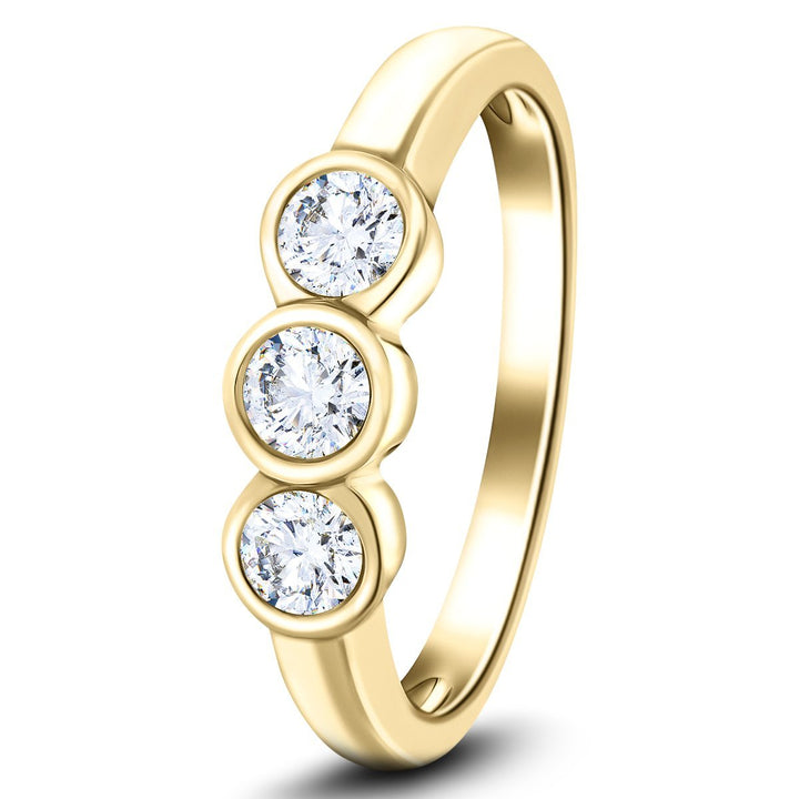 Anillo de oro amarillo de 18 k con diamantes G/SI de 1,00 ct y tres piedras en engaste de bisel