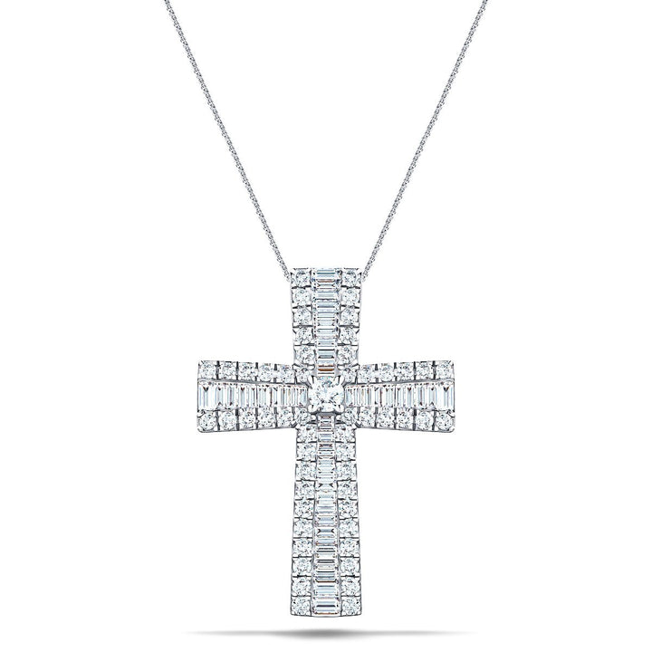 Cruz de diamantes de talla redonda y baguette de 3,00 ct engarzada en oro blanco de 18 k