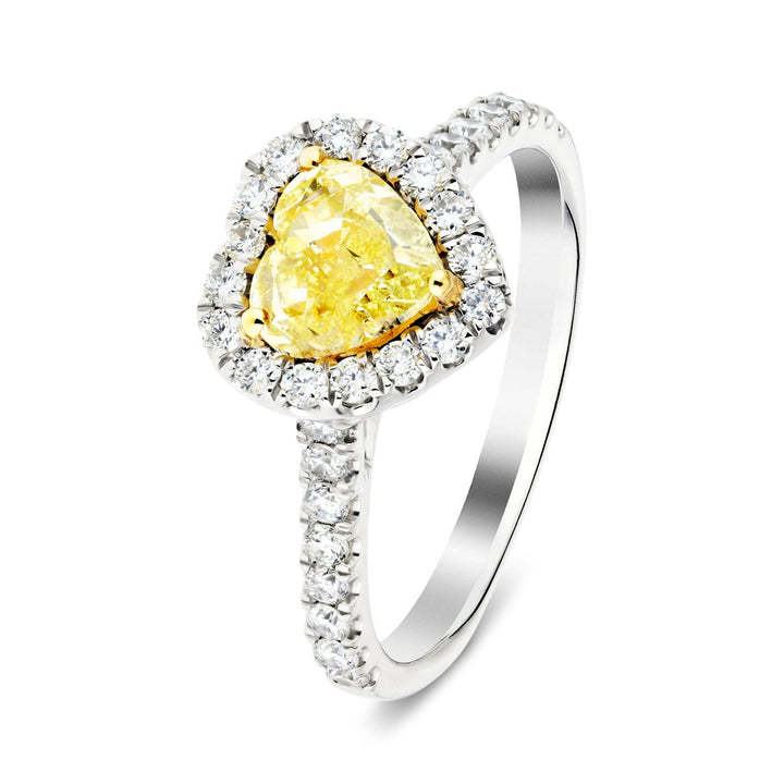 Anillo de compromiso con halo de diamantes amarillos en forma de corazón certificado de 2,60 quilates en platino