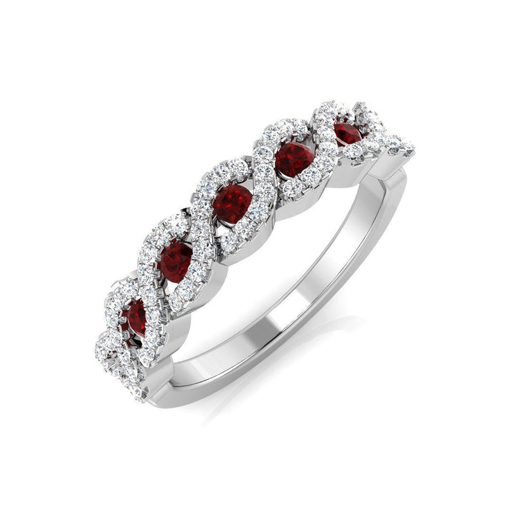 Anillo de cóctel con diamantes y rubíes de 0,60 quilates en oro blanco de 18 k