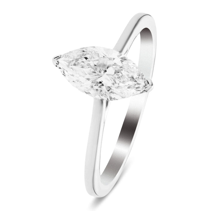 Anillo de compromiso de diamantes de talla marquesa certificada de 0,50 ct G/SI en platino